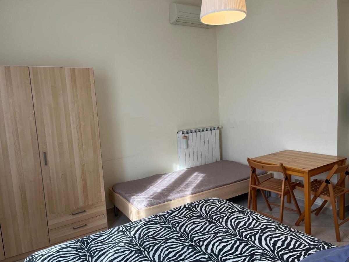 Bed And Breakfast Elisa Sonnino Exterior foto